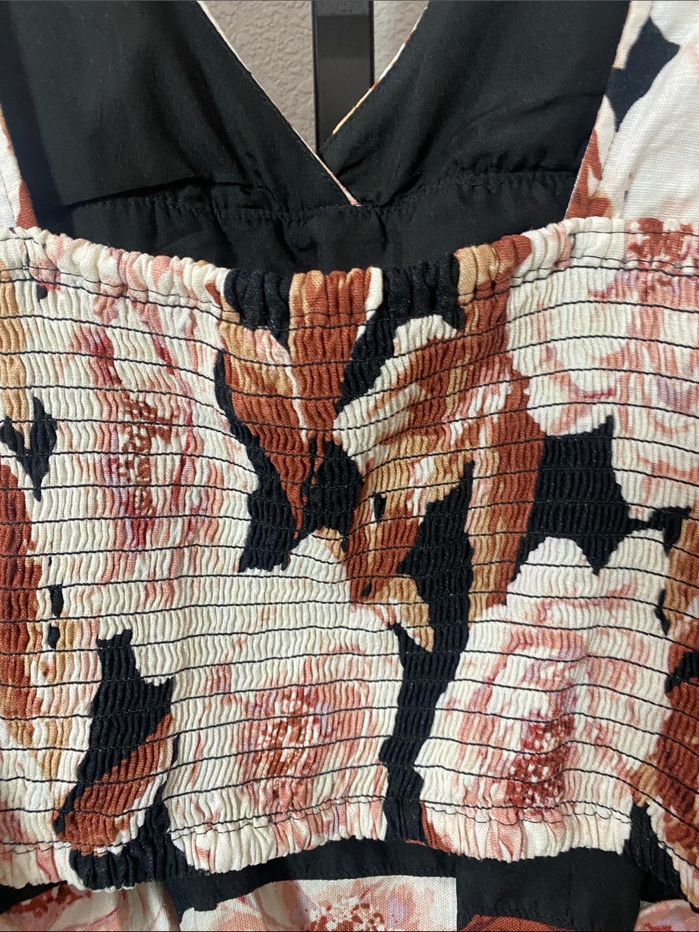 Express Floral V-Neck Puff Sleeve Blouse - Black, Pink & Brown - Picture 6 of 9